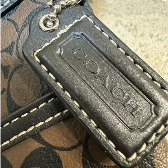 Coach Signature Crossbody Shoulder Bag - Picture 8 of 8